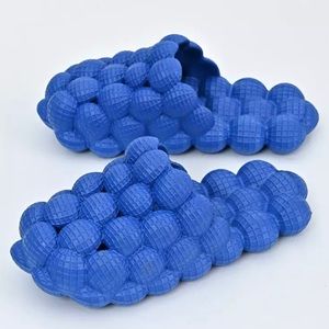 Womens size 8 Bubble Golf Peanut Slipper Sandals Unisex